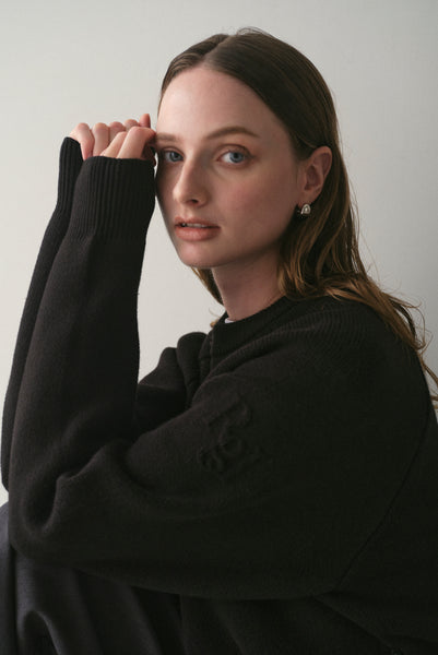 【10月29日(水)12:00〜 受注予約開始】サイドファスナーエンボスニット|SIDE ZIPPER EMBOSSED KNIT