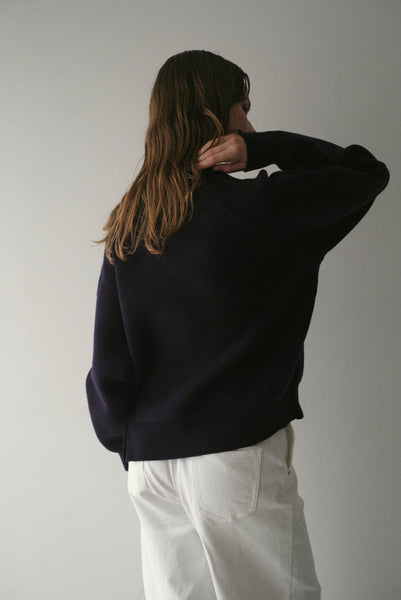 【10月29日(水)12:00〜 受注予約開始】サイドファスナーエンボスニット|SIDE ZIPPER EMBOSSED KNIT