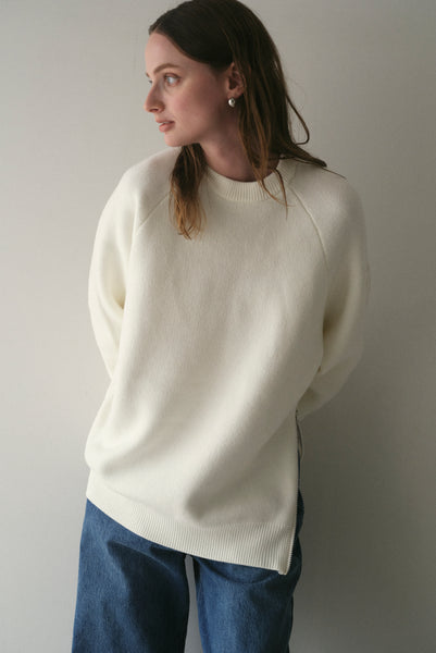 【10月29日(水)12:00〜 受注予約開始】サイドファスナーエンボスニット|SIDE ZIPPER EMBOSSED KNIT
