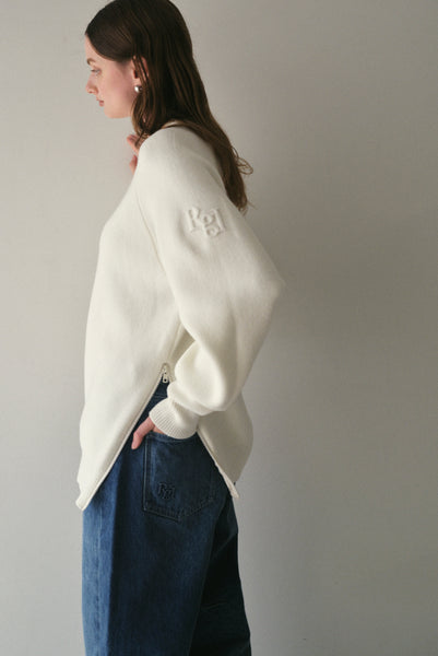 【10月29日(水)12:00〜 受注予約開始】サイドファスナーエンボスニット|SIDE ZIPPER EMBOSSED KNIT