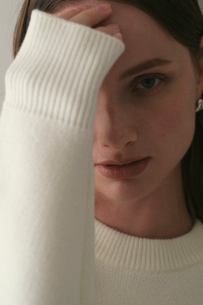 【10月29日(水)12:00〜 受注予約開始】サイドファスナーエンボスニット|SIDE ZIPPER EMBOSSED KNIT