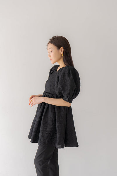 パフスリーブジャガードブラウス|PUFF SLEEVE JACQUARD BLOUSE