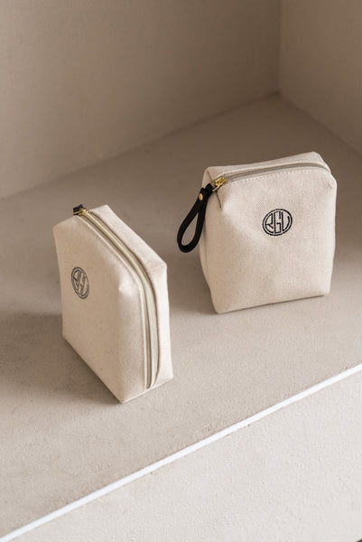 Logo Square Pouch | LOGO SQUARE POUCH