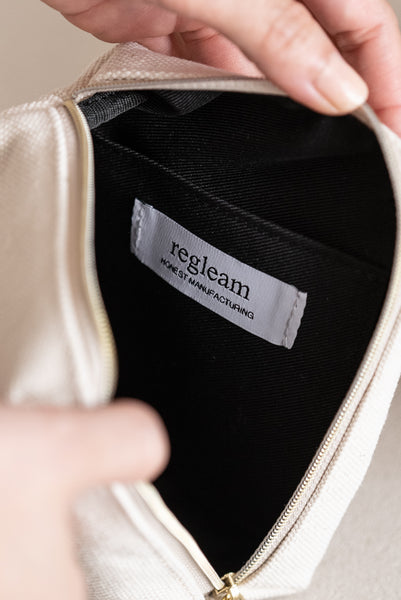 Logo Square Pouch | LOGO SQUARE POUCH