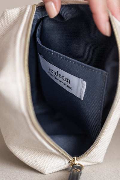 Logo Square Pouch | LOGO SQUARE POUCH