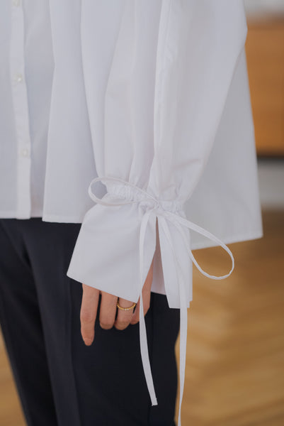 SLEEVE RIBBON BLOUSE