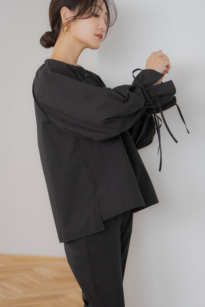 SLEEVE RIBBON BLOUSE