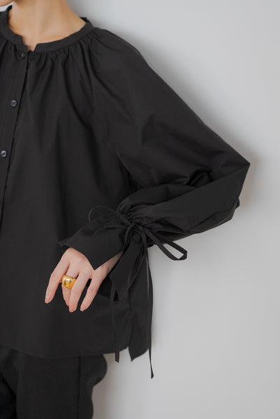 SLEEVE RIBBON BLOUSE