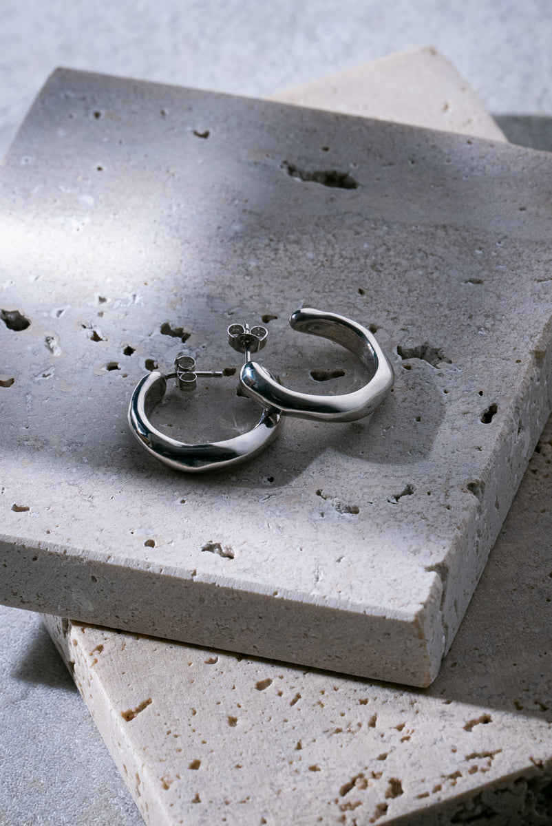 ヴェイグフープピアス｜VAGUE HOOP PIERCEの通販｜regleam