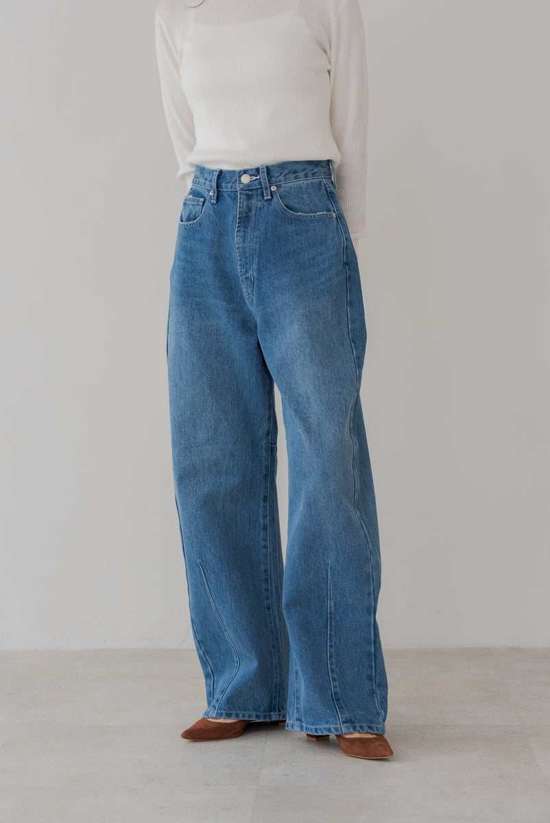 regleam カーブワイドデニム　オフ　M エンボスカーブデニム｜EMBOSS CURVE DENIMの通販｜regleam