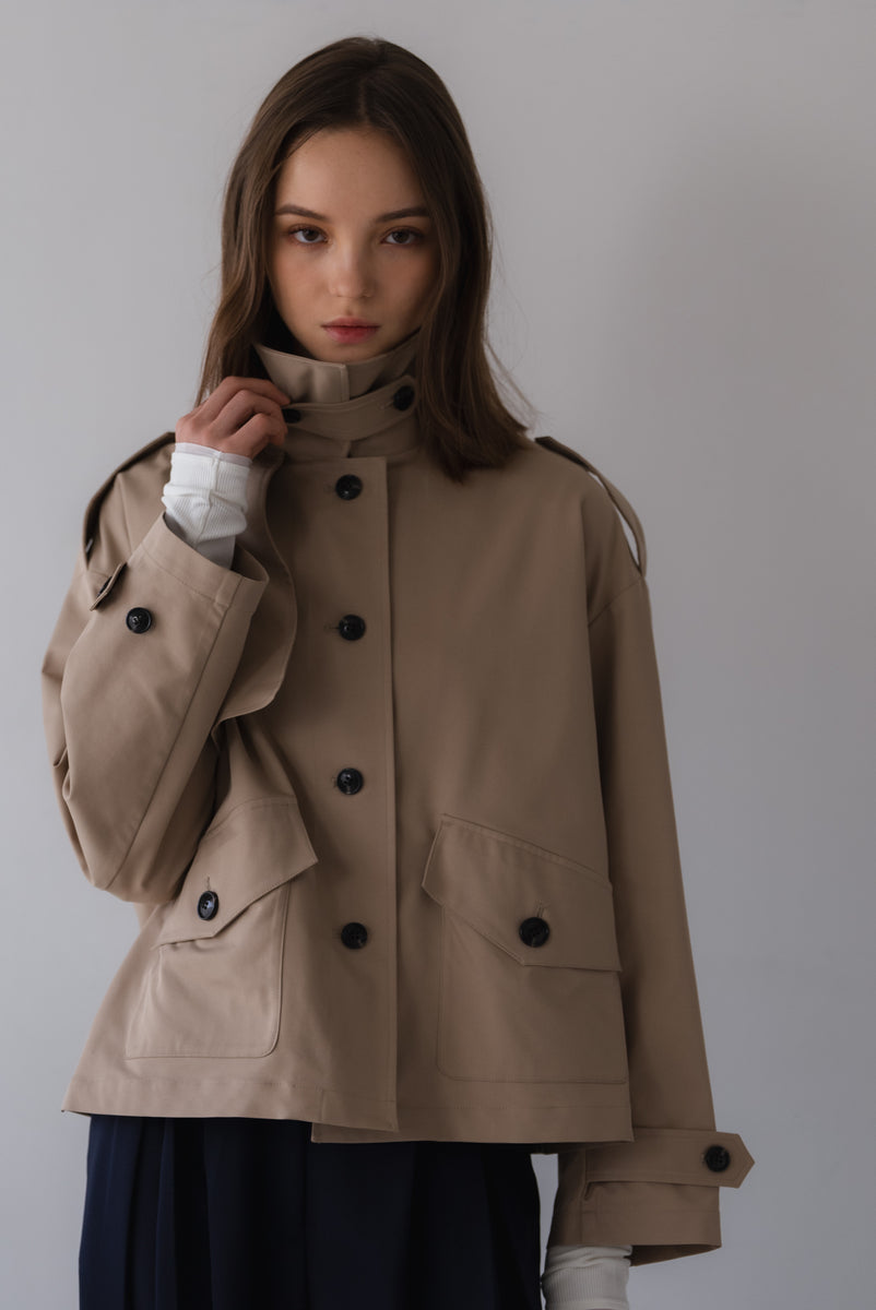 新品未使用❤︎regleam ショートトレンチコート ベージュ ショートトレンチコート｜SHORT TRENCH COATの通販｜regleam