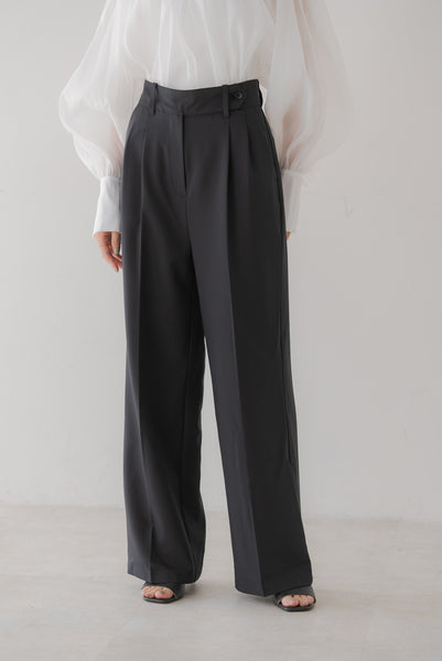 TWO TUCK BELT PANTS