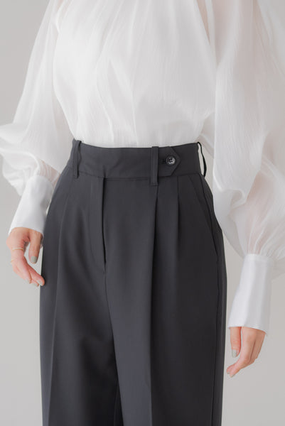 TWO TUCK BELT PANTS