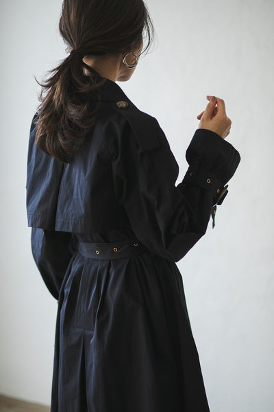 VOLUME TRENCH COAT