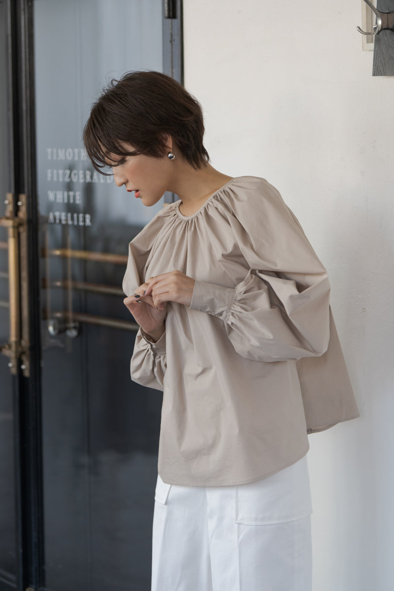 リニューアル ギャザード パフワイド ブラウス｜RENEWAL GATHERED PUFF WIDE BLOUSE