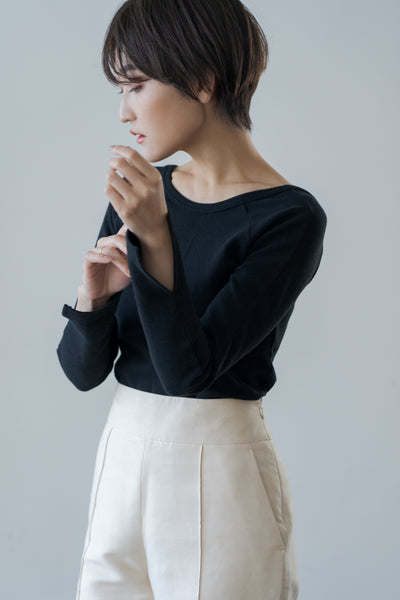 Slit sleeve long T-shirt | SLIT SLEEVE LONG TEE
