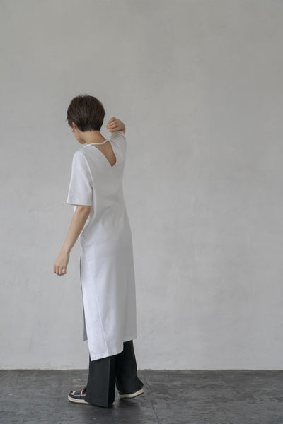 Long slit T-shirt | LONG SLIT TEE