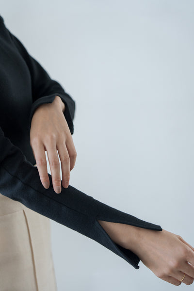 Slit sleeve long T-shirt | SLIT SLEEVE LONG TEE