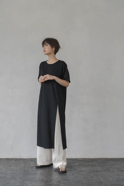 Long slit T-shirt | LONG SLIT TEE