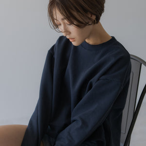 The new round hem sweatshirt pullover and back open puff knit will go on sale from 8pm on Sunday, April 18th.