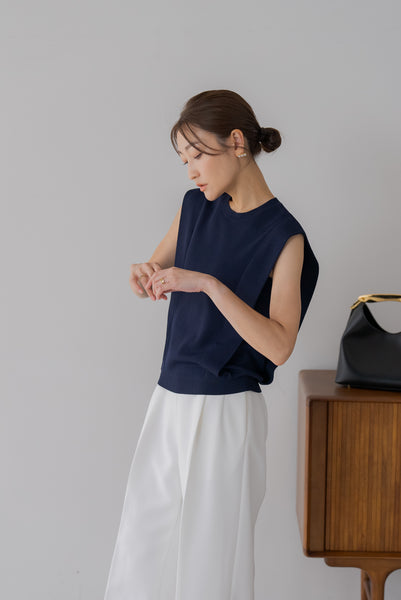 【6月13日(木)20:00〜 販売開始】スクエアノースリニット｜SQUARE NO SLEEVE KNIT