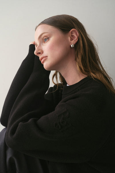 【10月29日(水)12:00〜 受注予約開始】サイドファスナーエンボスニット｜SIDE ZIPPER EMBOSSED KNIT