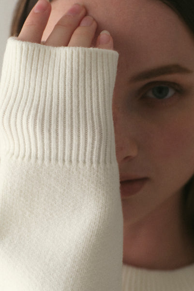 【10月29日(水)12:00〜 受注予約開始】サイドファスナーエンボスニット｜SIDE ZIPPER EMBOSSED KNIT