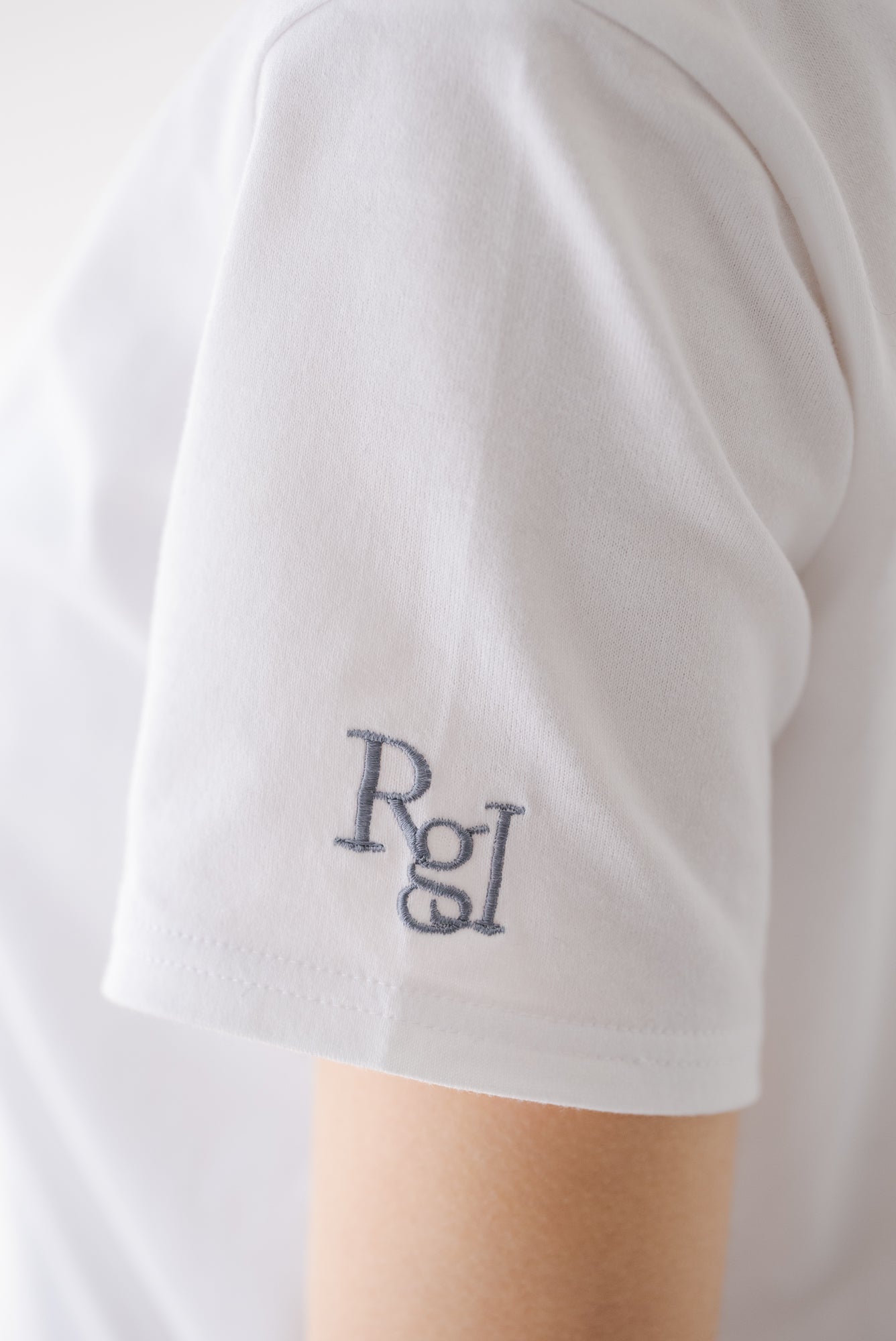 Rglロゴ入り ベーシック Tシャツ｜ Rgl LOGO BASIC TEEの通販｜regleam