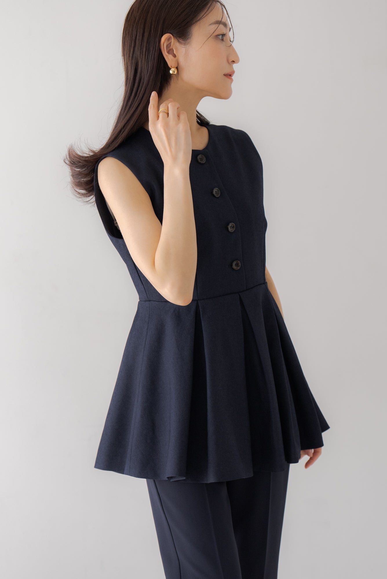 リグリーム ペプラム切替ベスト ネイビー ぺプラム切り替えベスト｜PEPLUM SWITCHING VESTの通販｜regleam