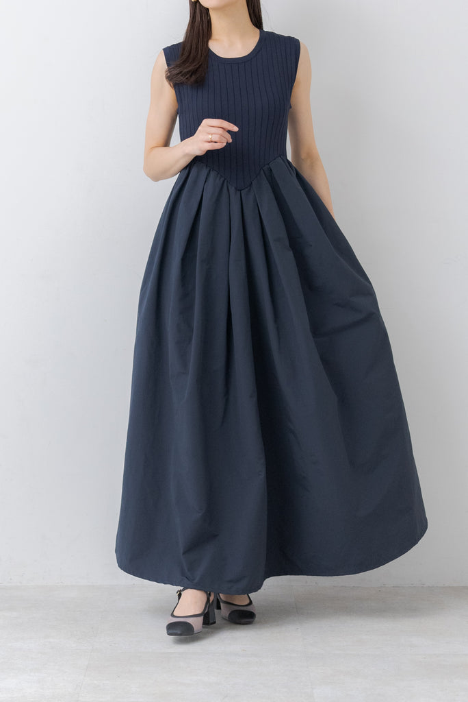 ラウンド切り替えリブワンピース｜ROUND SWITCHING RIB MAXI DRESSの ...