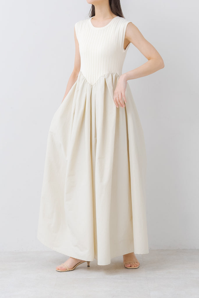 ラウンド切り替えリブワンピース｜ROUND SWITCHING RIB MAXI DRESSの ...