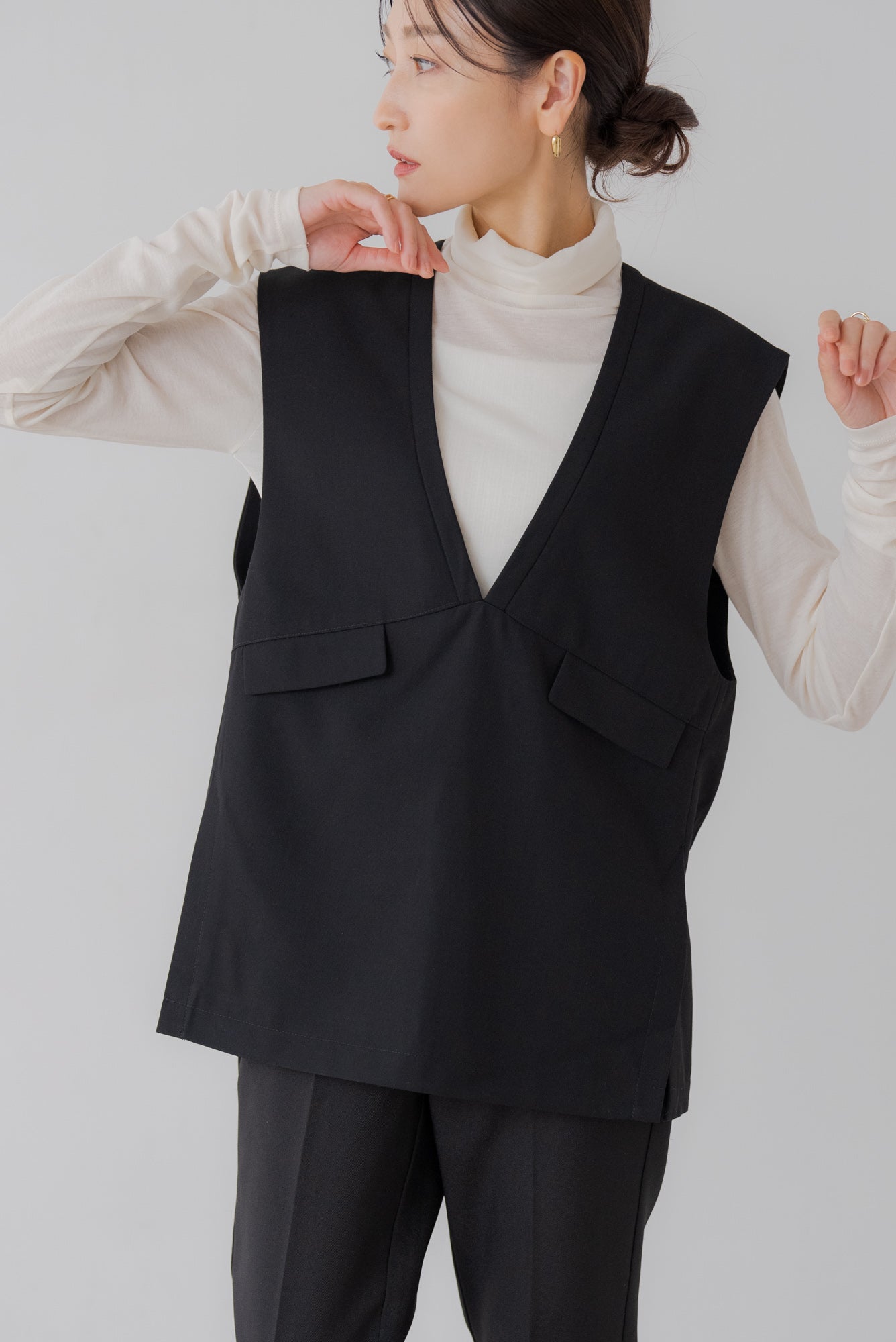 【3月21日(木)20:00〜 再販開始】Vネックベスト｜V NECK VEST