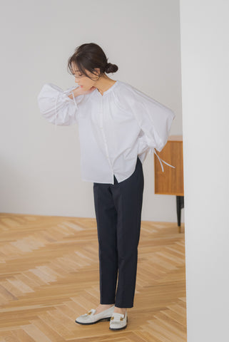 袖リボンブラウス｜SLEEVE RIBBON BLOUSE