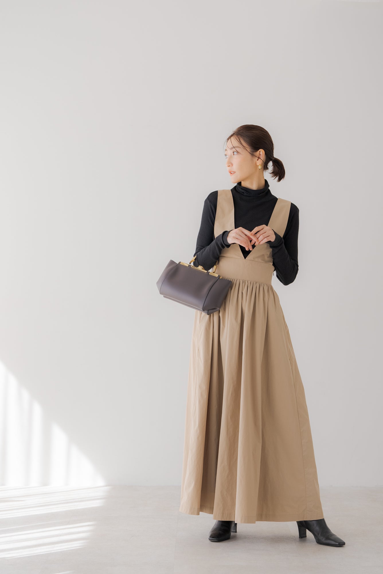 バックリボンジャンパースカート｜BACK RIBBON JUMPER SKIRTの
