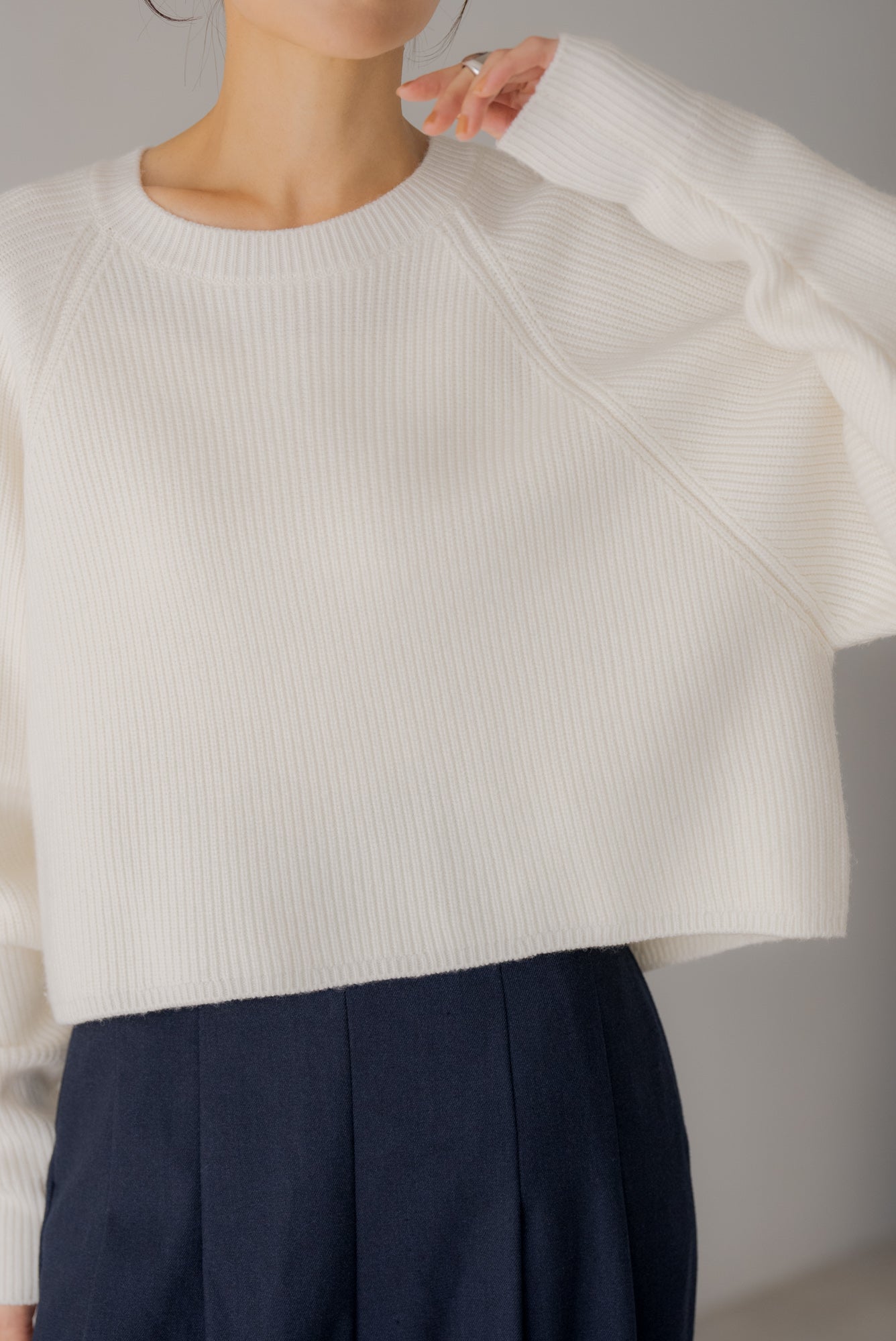 ハイネックベストレイヤードニット｜HIGH NECK VEST LAYERED