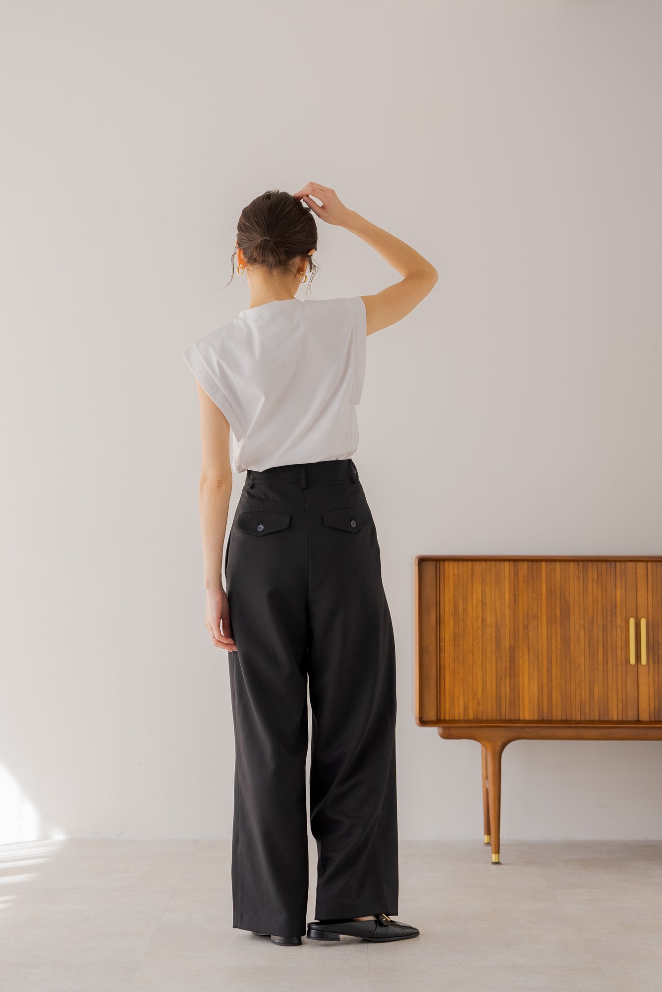 regleam テーパードタックパンツ　ブラックS テーパードタックパンツ｜TAPERED TACK PANTSの通販｜regleam