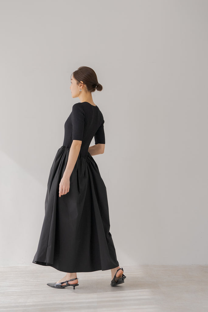 ラウンド切り替えリブワンピース｜ROUND SWITCHING RIB MAXI DRESSの 