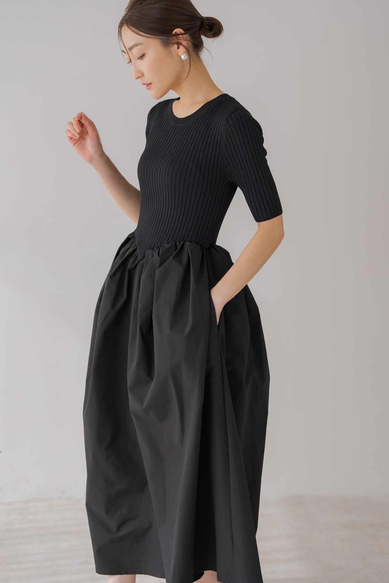 ラウンド切り替えリブワンピース｜ROUND SWITCHING RIB MAXI DRESSの通販｜regleam