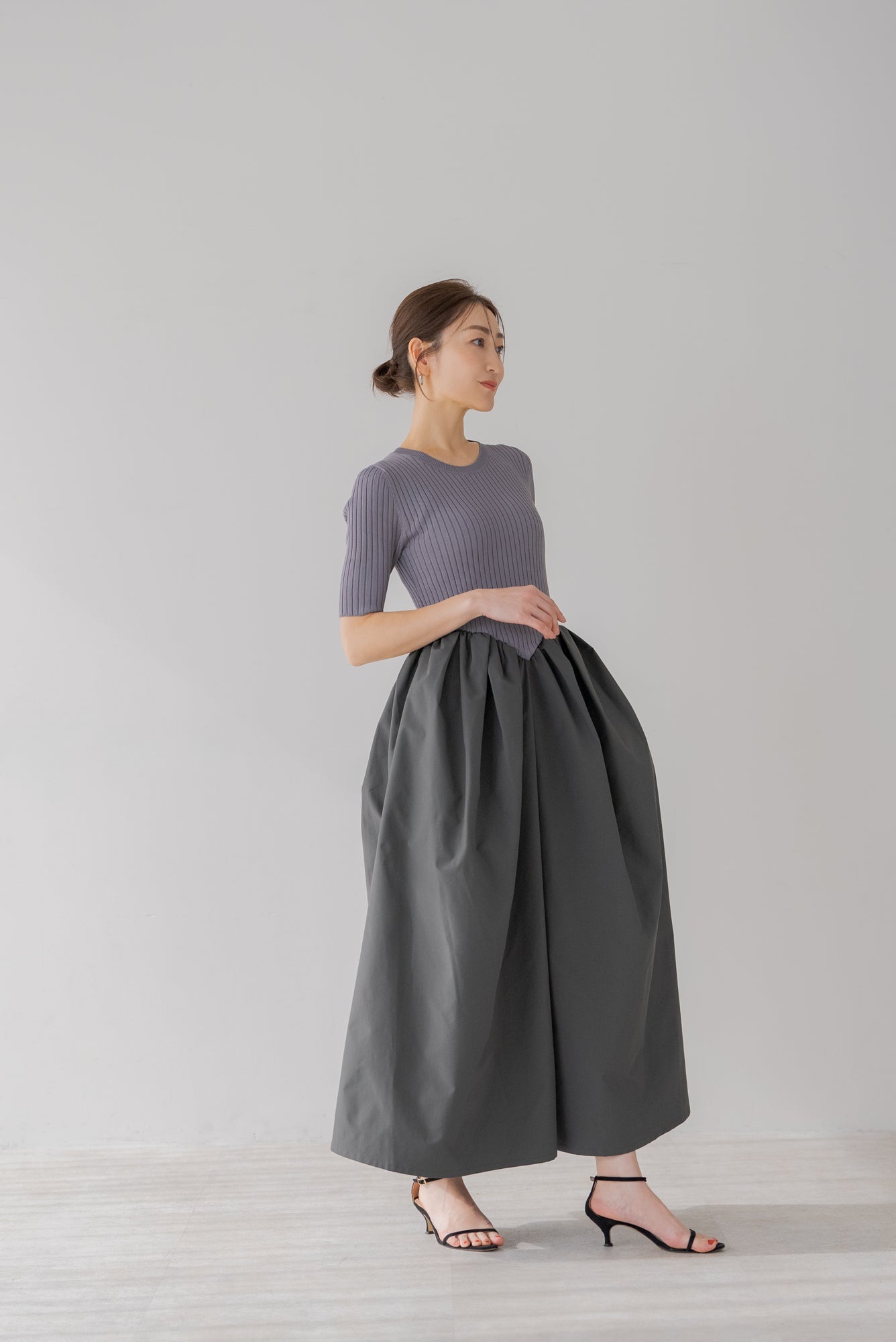 ラウンド切り替えリブワンピース｜ROUND SWITCHING RIB MAXI DRESSの