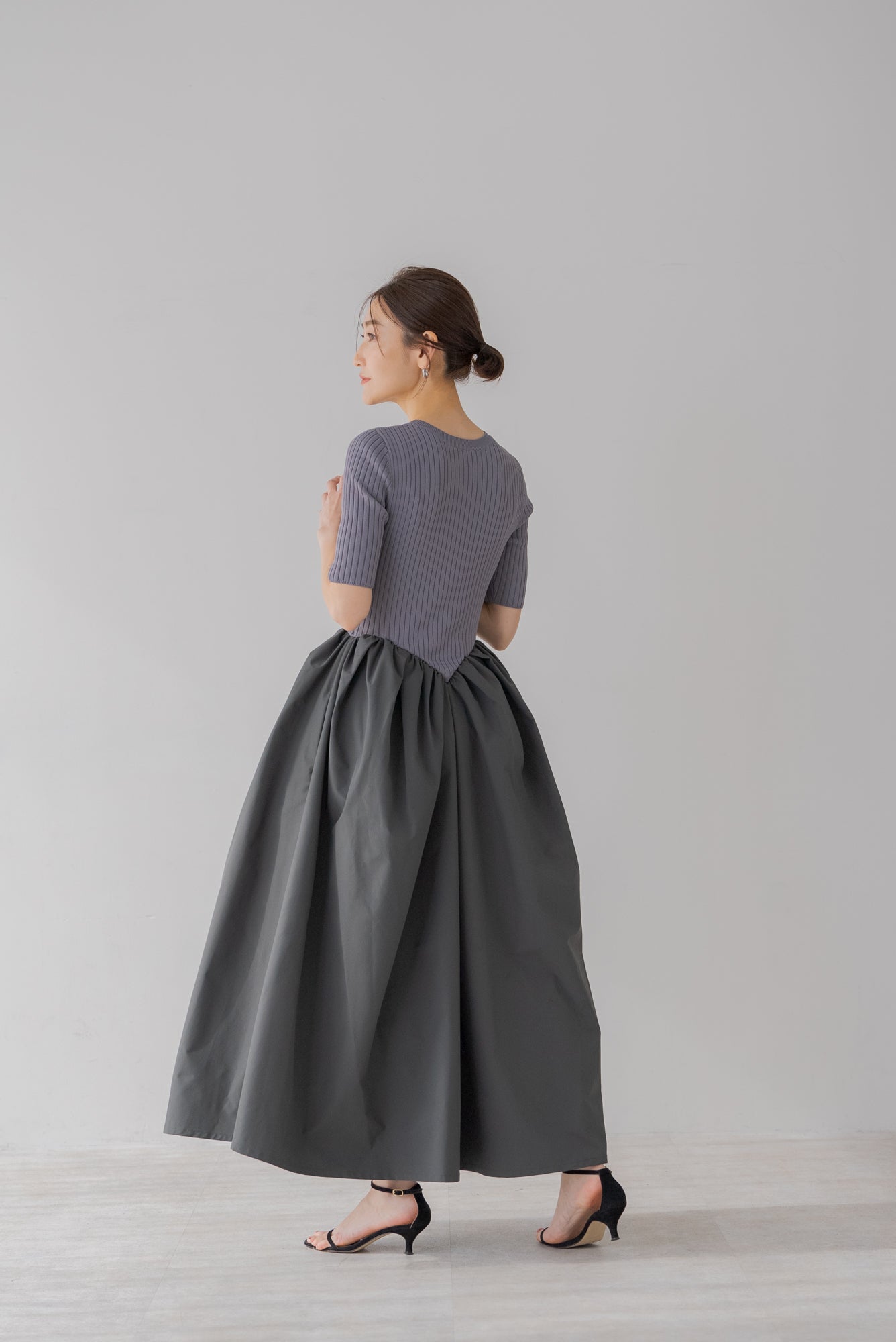 ラウンド切り替えリブワンピース｜ROUND SWITCHING RIB MAXI DRESSの通販｜regleam