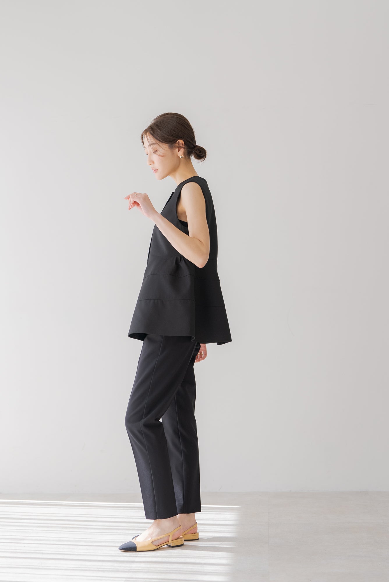 【★安心の定価販売★】 ぺプラム切り替えベスト｜PEPLUM SWITCHING VESTの通販｜regleam トップス