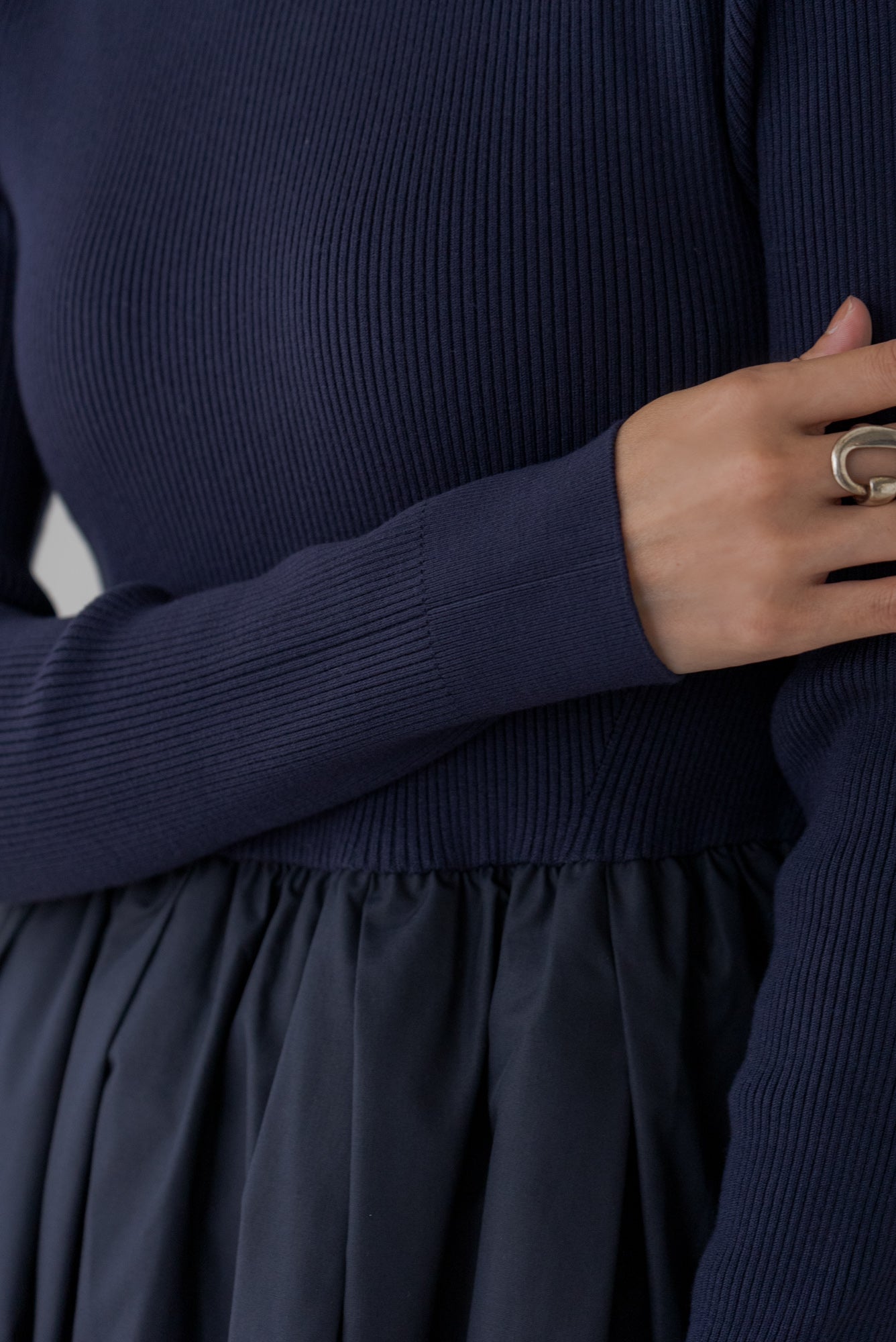 リブニットドッキングワンピース｜RIB KNIT DOCKING DRESSの通販