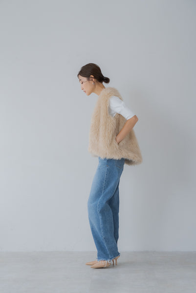 【9月20日(金)12:00〜 再販予約開始】ドロストファーベスト｜DRAWSTRING FUR VEST