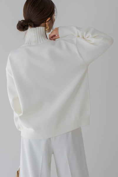 【12月9日(火)20:00〜 販売開始】ハイネックボタンニット｜HIGH-NECK BUTTON KNIT