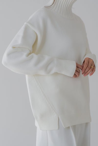 【12月9日(火)20:00〜 販売開始】ハイネックボタンニット｜HIGH-NECK BUTTON KNIT