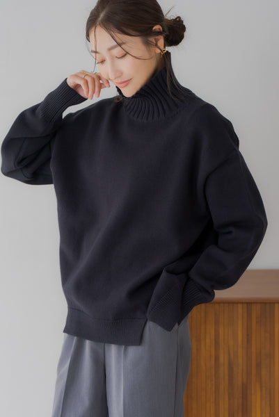 【1月10日(金)20:00〜 再販予約開始】ハイネックボタンニット｜HIGH NECK BUTTON KNIT