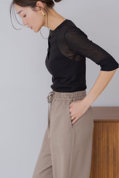 【5月12日(月)20:00〜 販売開始】五分袖ヘンリーシアーニット｜HALF SLEEVE HENLEY SHEER KNIT