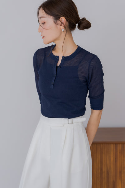 【5月12日(月)20:00〜 販売開始】五分袖ヘンリーシアーニット｜HALF SLEEVE HENLEY SHEER KNIT