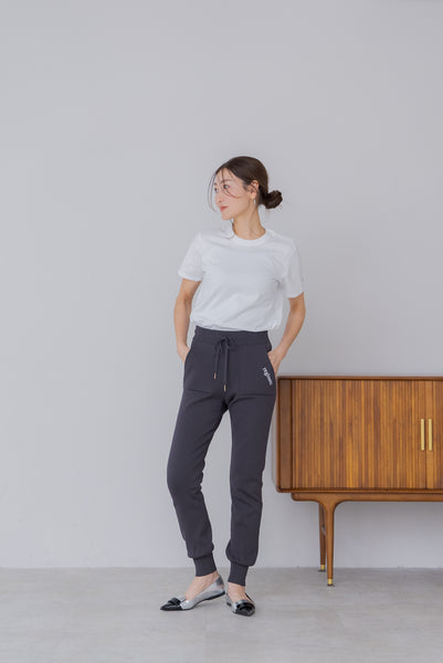 【4月22日(火)20:00〜 販売開始】スマートニットジョガーパンツ｜SMART KNIT JOGGER PANTS