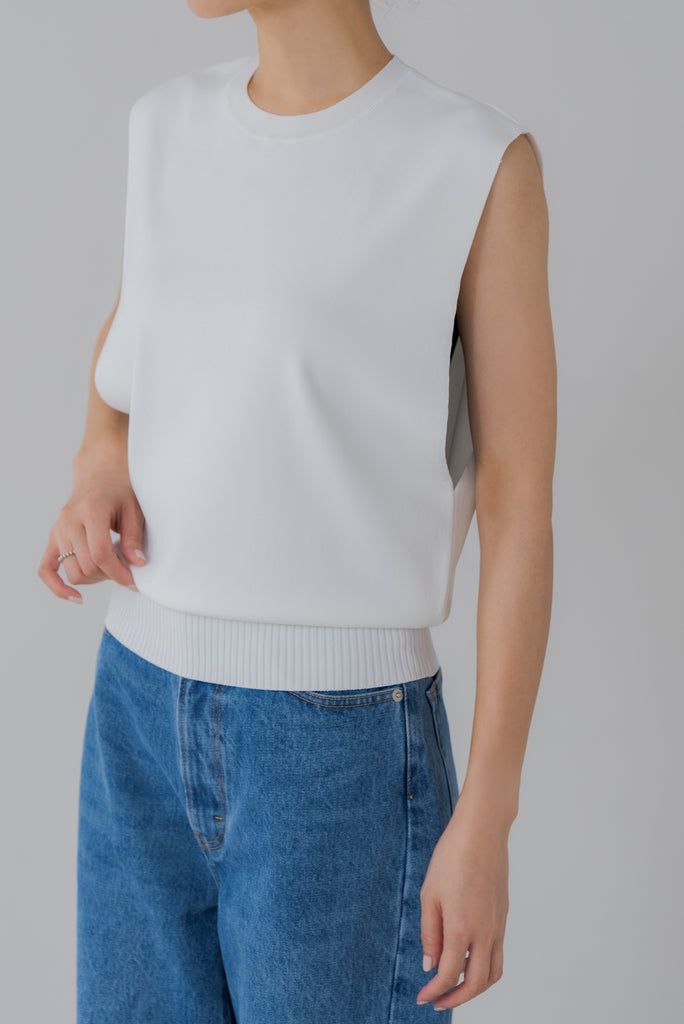 サイドオープンノースリニット NO SLEEVE KNIT regleam サイドオープンノースリニット｜SIDE OPEN NO SLEEVE KNITの通販